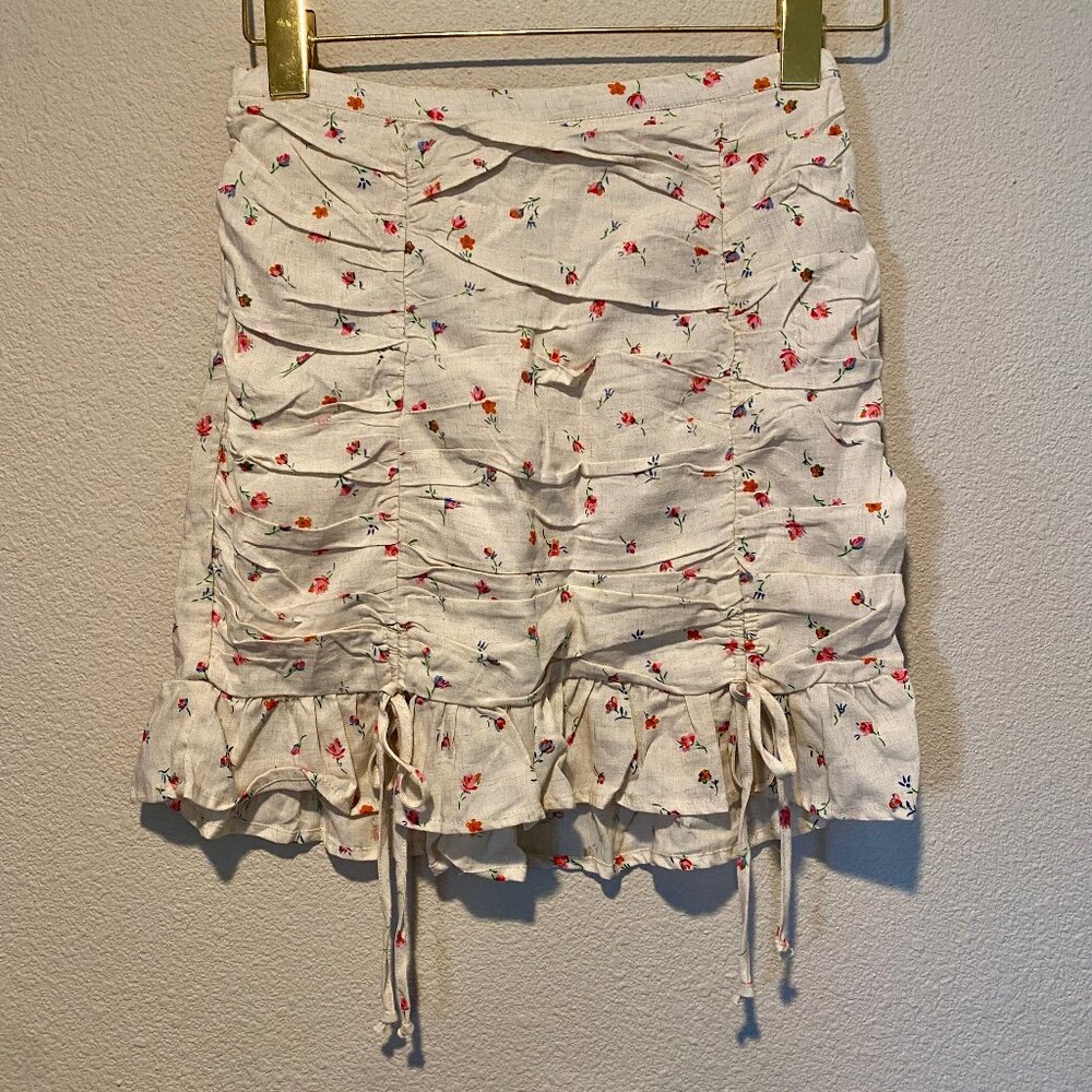Wild Fable‎ Beige Mini Skirt Floral Ruched Cinch Bows Size Small